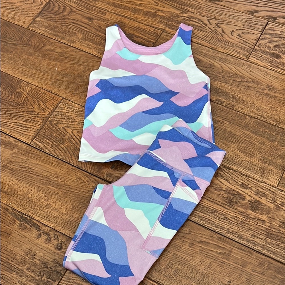 Colorful Wave Pattern Tank and Leggings Set